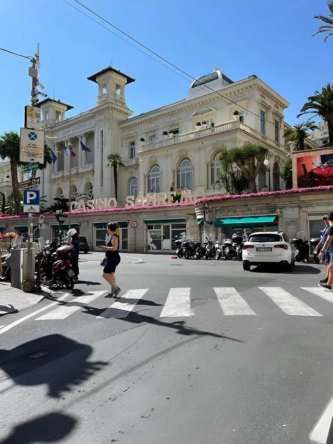 Marilux - Sanremo Apartments 0*,